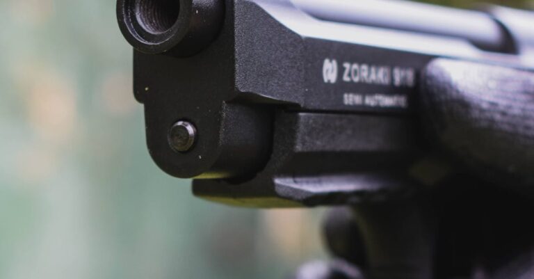 Toulouse-police-shooting-aggression