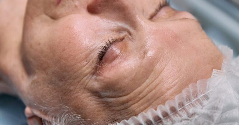 elderly-patient-hospital-bed