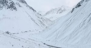 frozen-france-homeless