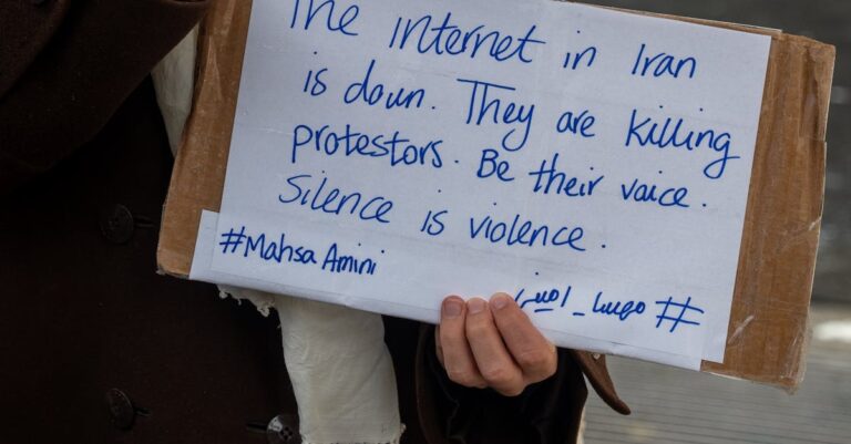 Iran-internet-blackout-protest