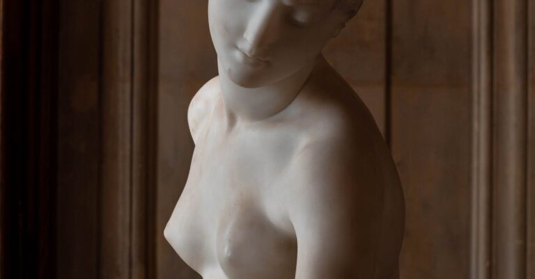 Louvre-museum-strike-closed