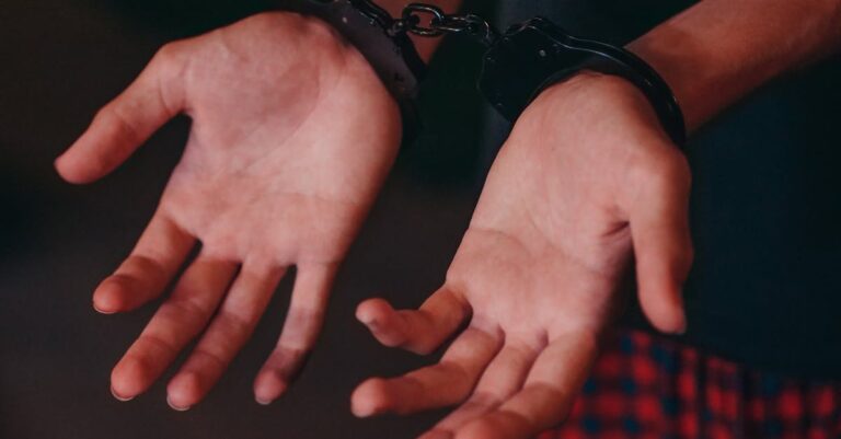 child-detained-ICE-1