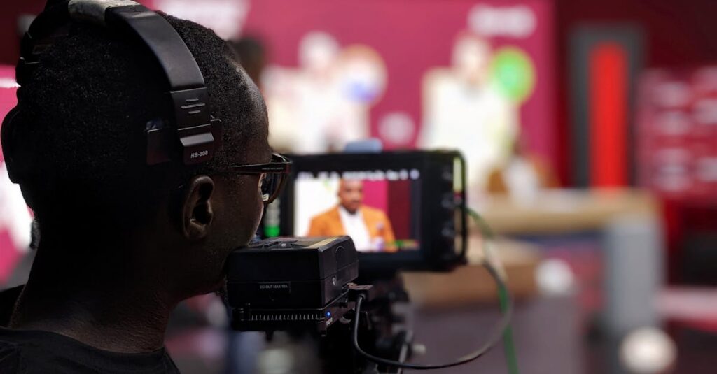 Illustration de Sonia Mabrouk : Rupture fracassante et avenir incertain chez BFMTV Sonia-Mabrouk-studio-television