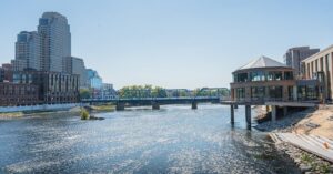 Illustration de Le départ mystérieux du Gerald Ford sème le doute face à l'Iran USS-Gerald-Ford-departure-Crete