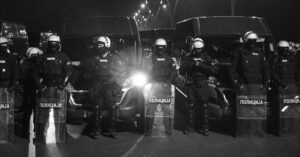 French-police-car-riot