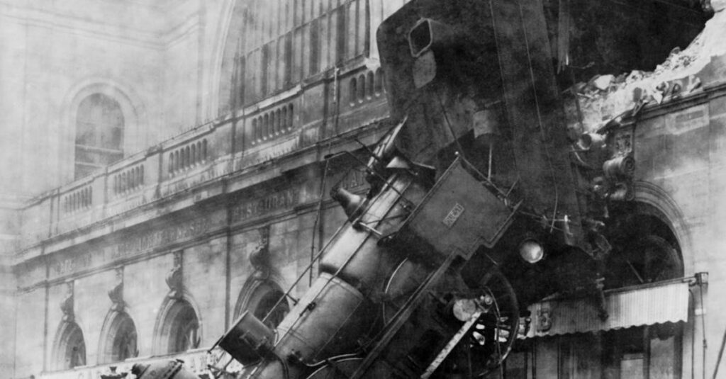 Illustration de Catastrophe Ferroviaire Grecque : Un Procès Sous Haute Tension Greece-train-crash-trial-1