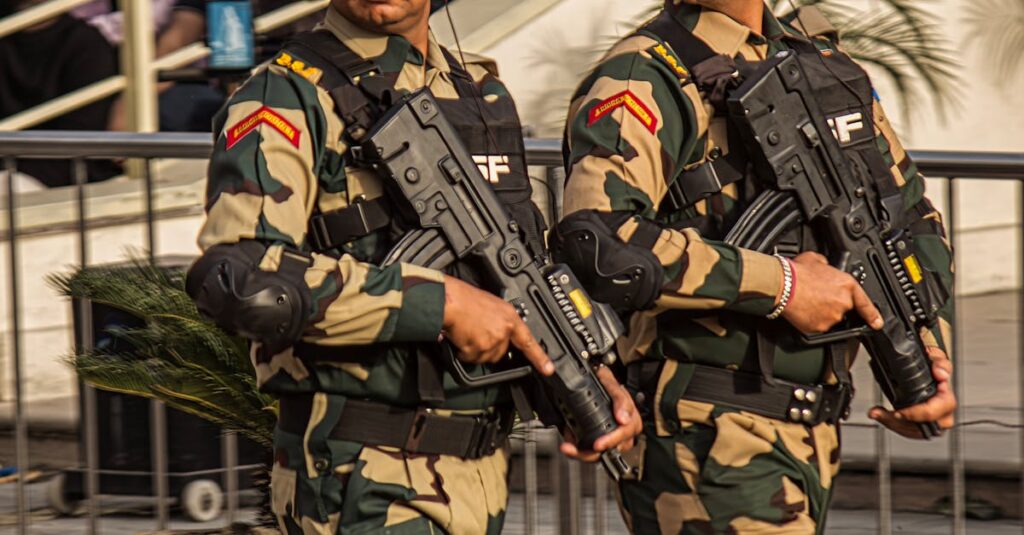 Israeli-soldiers-Lebanon-border