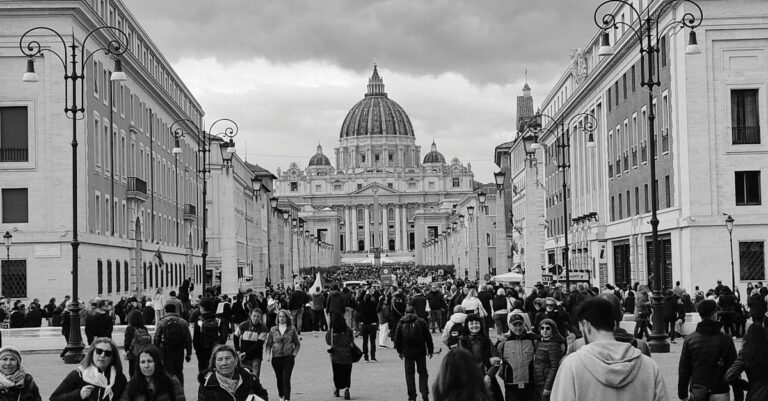 Michelangelo-hidden-chamber-Rome