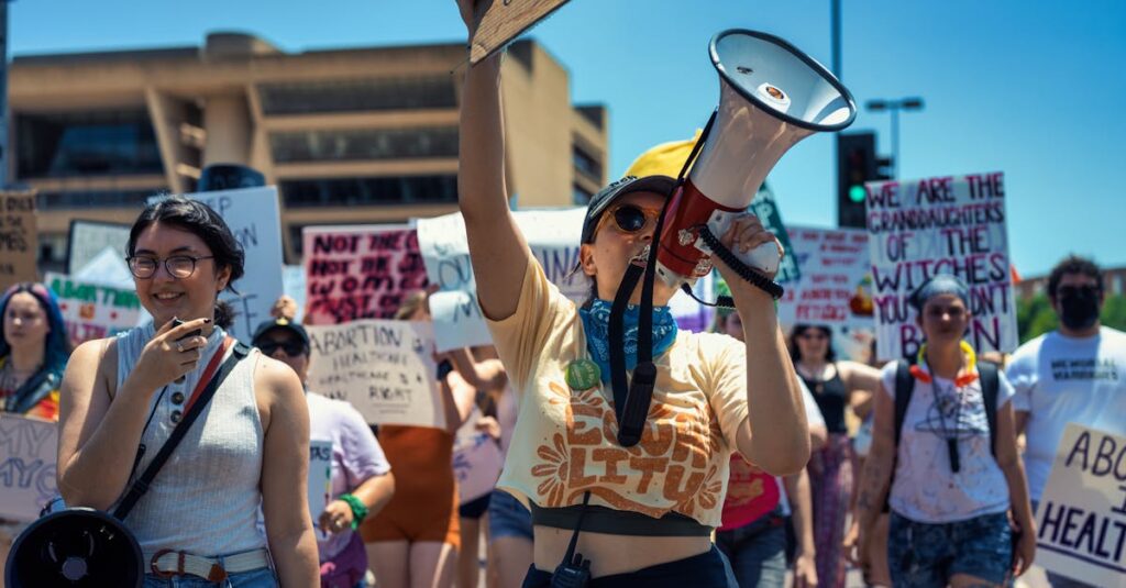 women-protest-march-France