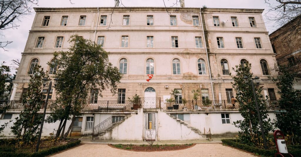 Abandoned-children-orphanage-France