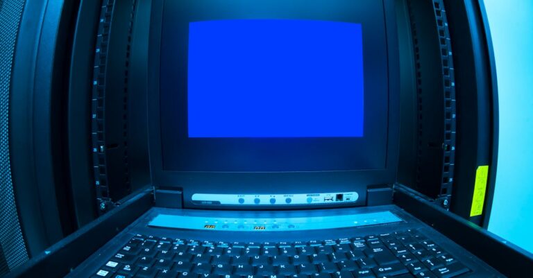 Illustration de Catastrophes technologiques : la menace grandissante computer-crash-error