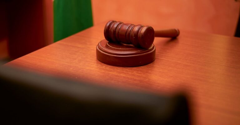 courtroom-trial-tragedy