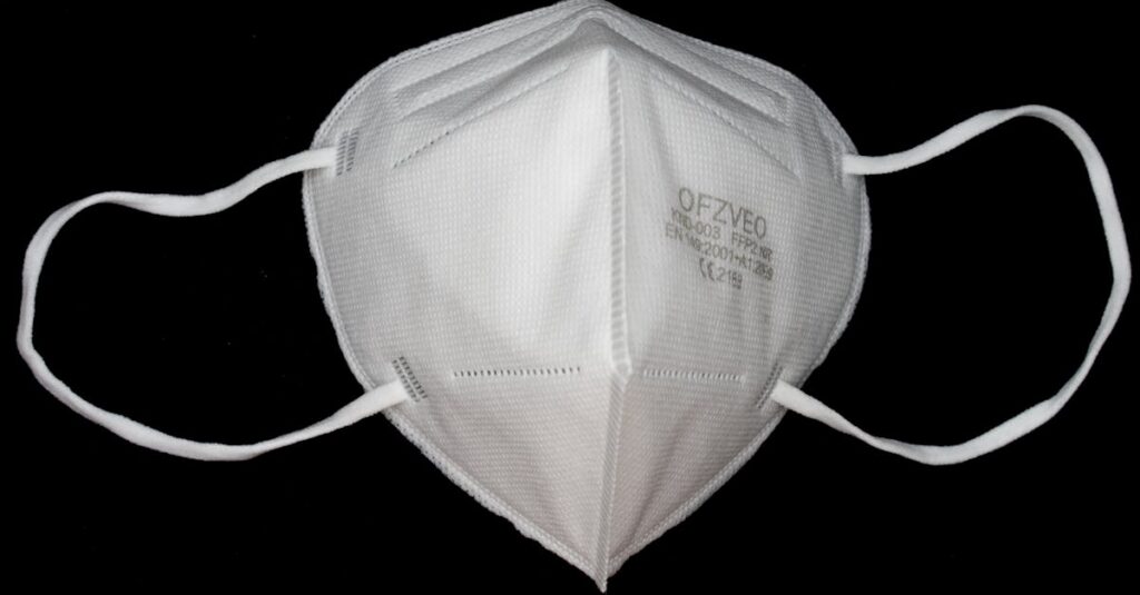 France-pharmacy-FFP2-masks