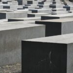 Holocaust-memorial-graffiti-Drancy