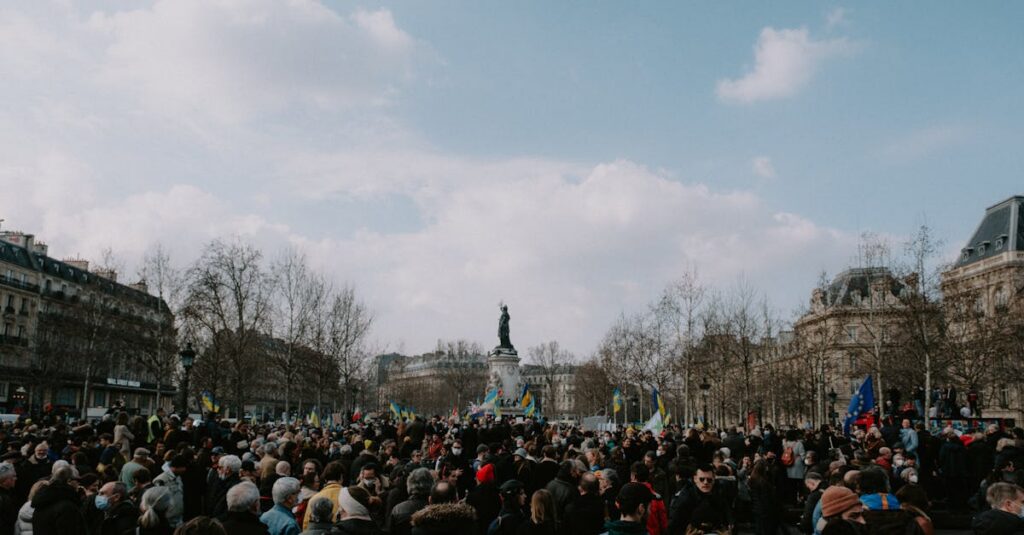 Illustration de Paris: Le Vote, Reflet d'une Fracture Incurable Paris-political-divide