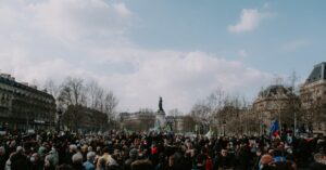 Paris-political-divide