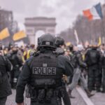 Paris-riots-police