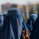 afghanistan-women-burqa