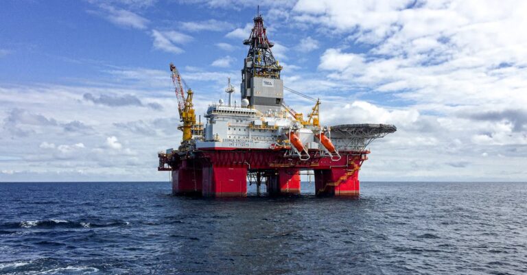 oil-rig-Guyana-French