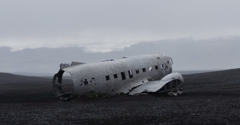 plane-crash-wreckage-ocean
