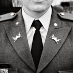 Alexandre-Benalla-police-helmet