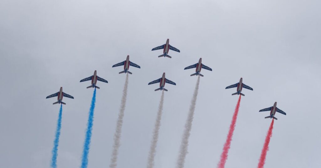 Illustration de Défilé du 14 juillet : Macron mise sur le spectaculaire en pleine crise Bastille-Day-parade