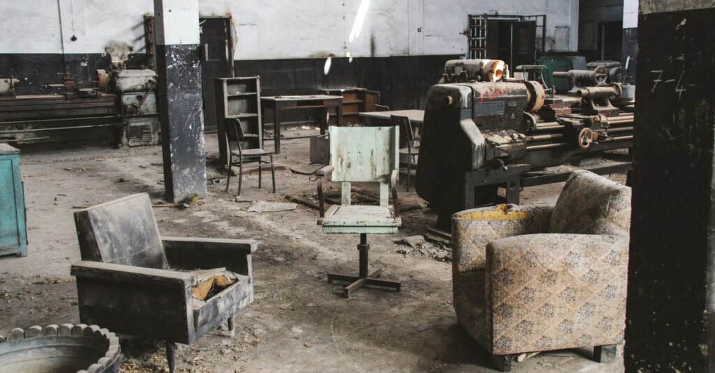 French-factory-decline