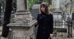 Marjane-Satrapi-sadness-death