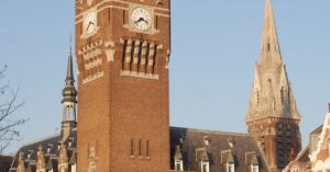 Roubaix-City-Hall-argument
