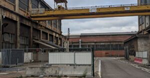 abandoned-factory-France-1