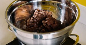 melting-chocolate-supermarket-heatwave