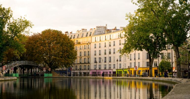 Illustration de Chaos au Canal Saint-Martin : un quartier à l'agonie Canal-Saint-Martin-degradation