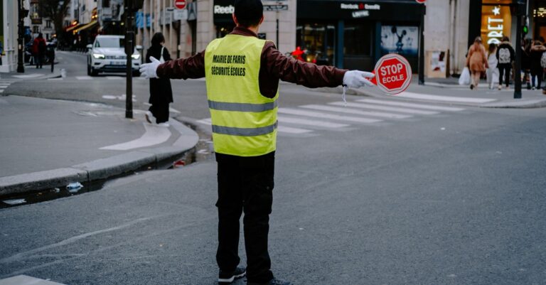 Paris-school-children-scandal