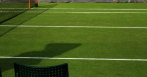 Illustration de Serena Williams : Un retour chaotique et des espoirs incertains Serena-Williams-Wimbledon-match