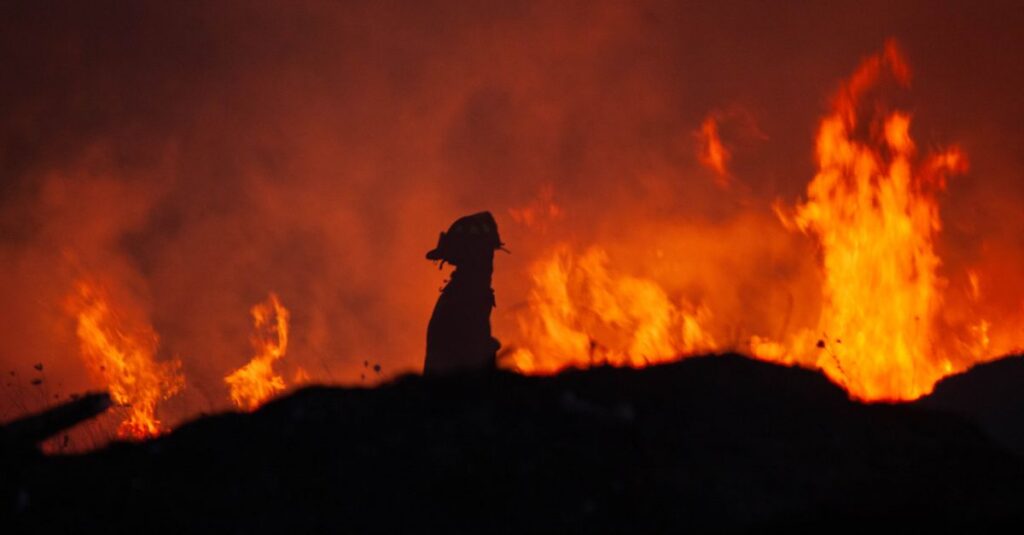 firefighter-death-wildfire-France