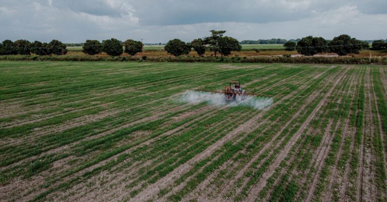 pesticides-agriculture-controversy