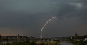 France-heatwave-storm