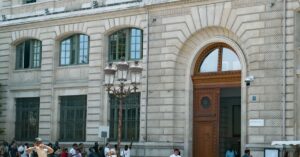 Illustration de Sénatrice signalée à la justice : scandale au Sénat French-Senate-scandal
