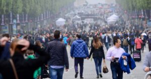 French-social-decline