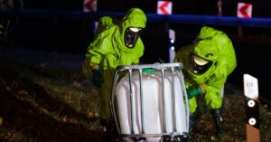 Illustration de Chaos en Moselle : 30 000 habitants piégés par un incendie toxique Moselle-chemical-fire
