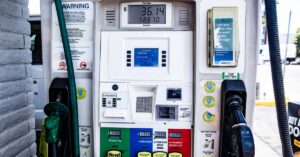 Illustration de Carburant : la réforme choc discrètement reportée post-2027 fuel-pump-price-6