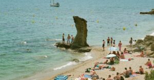 Illustration de La France suffocante : une chaleur accablante sans répit hot-summer-france-1