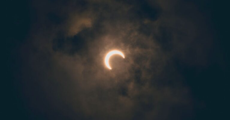 solar-eclipse-obsession